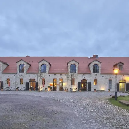 Hotel Burg 4*