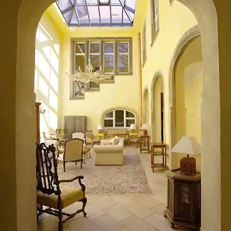 Hotel Burg 4*