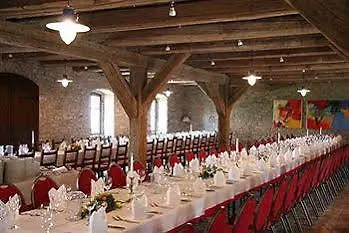 Burg 4* Wanzleben-Borde